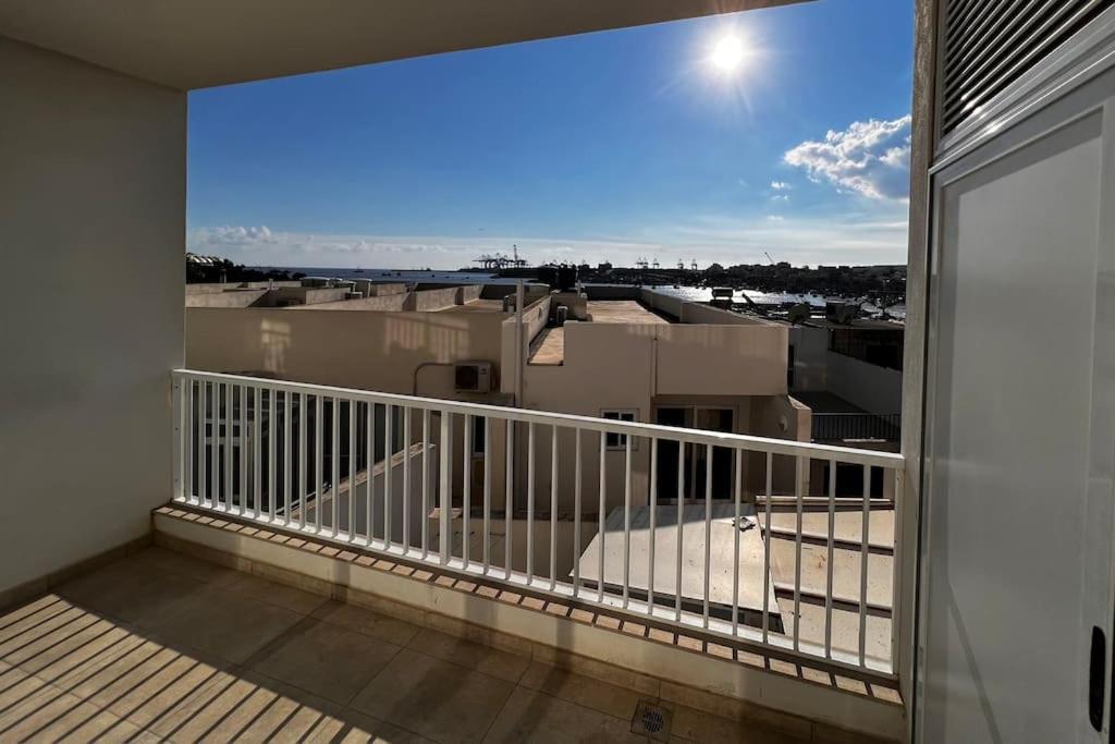 Viewline Seaview Modern 3 Bedroom Apartment Marsaxlokk Εξωτερικό φωτογραφία